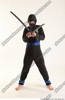 01 2020 VLASTIMIL NINJA WITH KATANA AND DAGGER (2)